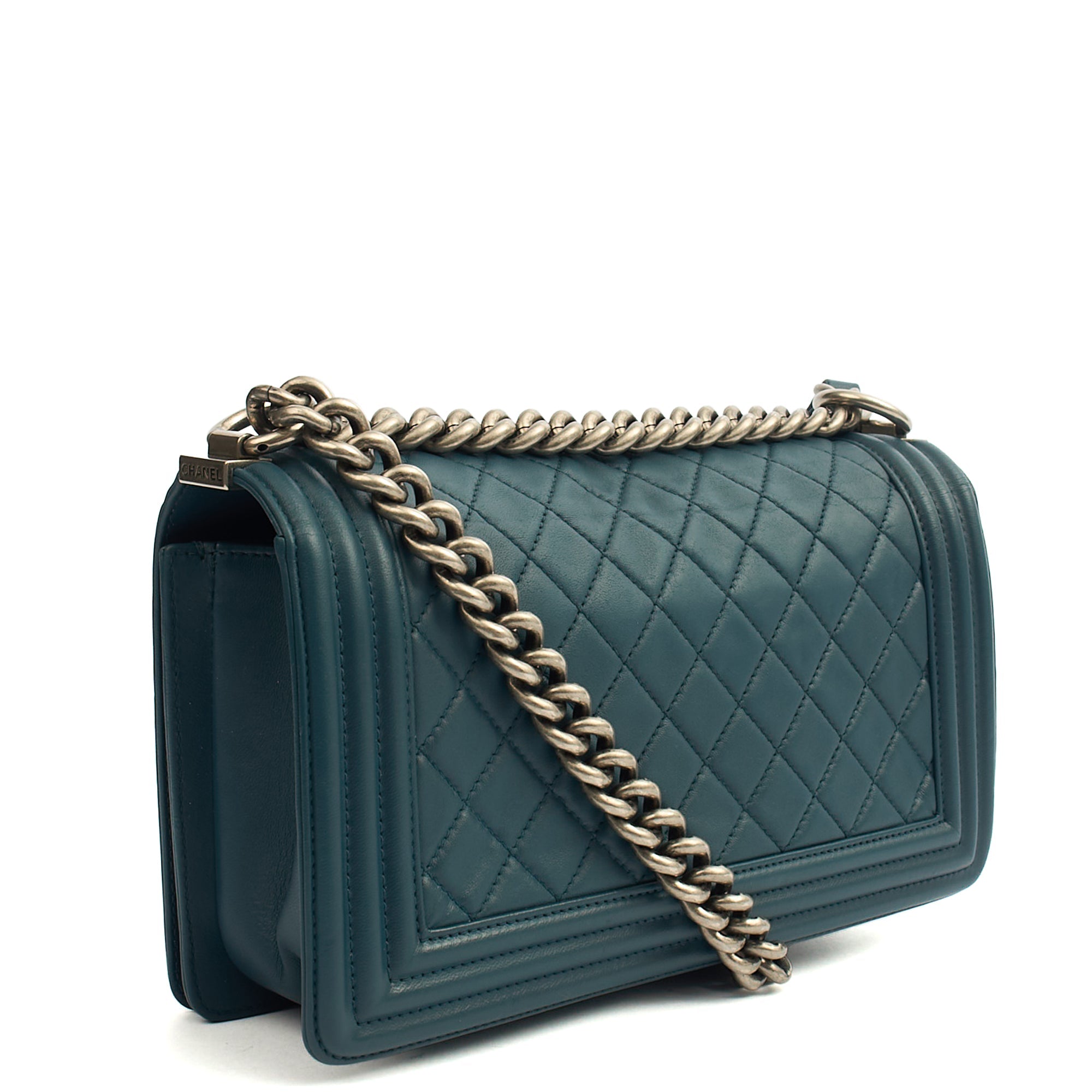 Chanel Shoulder Bag Boy - Medium in Blue, Leather