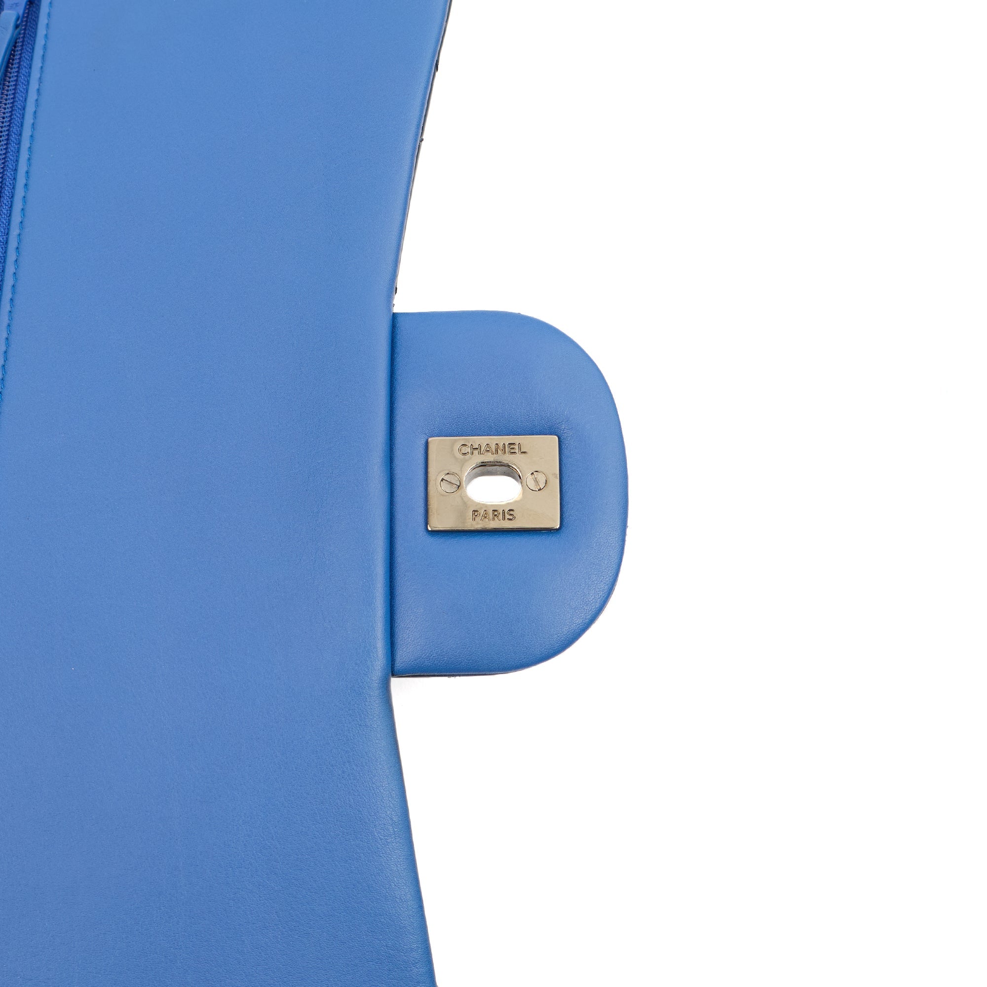 Chanel Shoulder Bag Classic Double Flap - Medium in Blue, Patent Leather