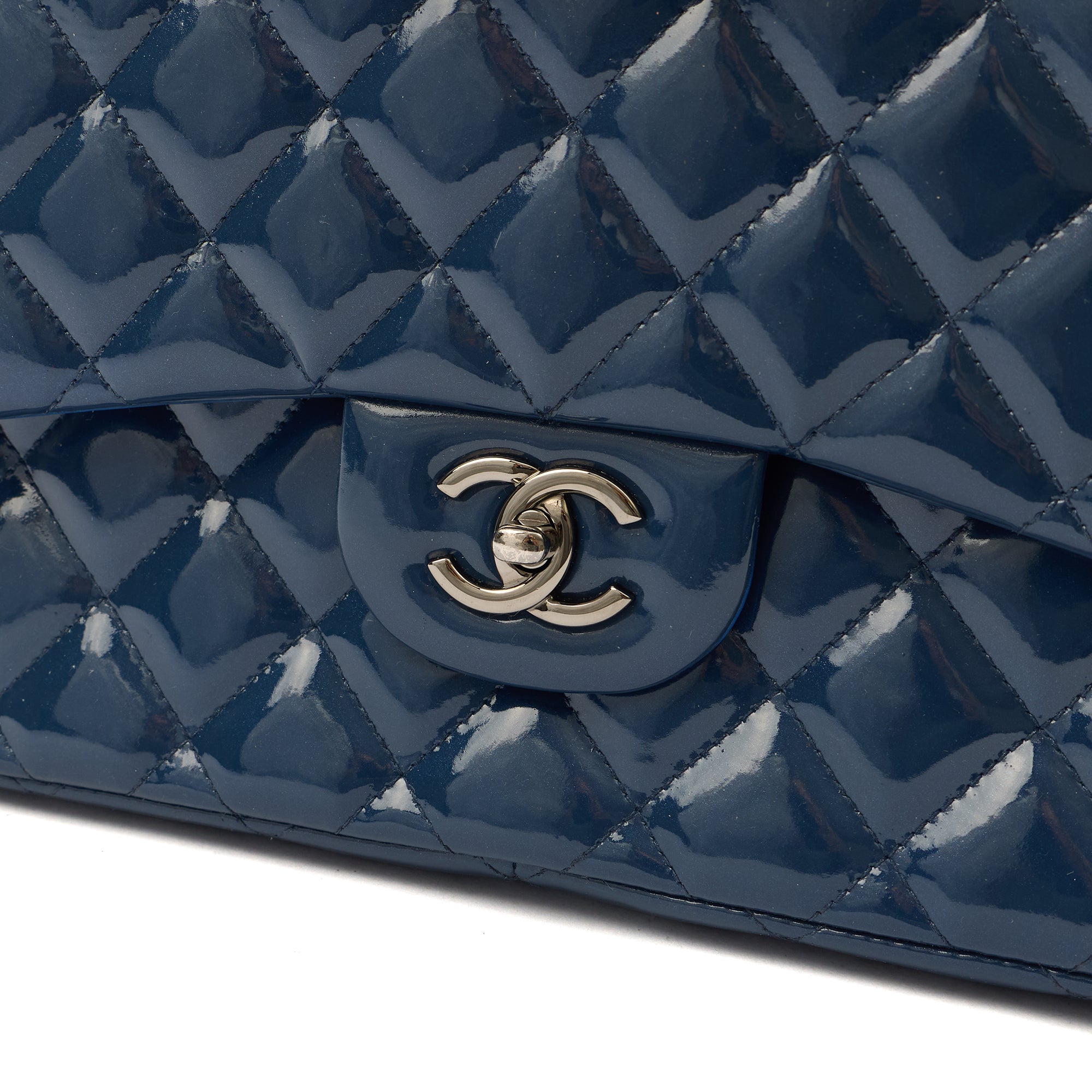 Chanel Shoulder Bag Classic Double Flap - Medium in Blue, Patent Leather