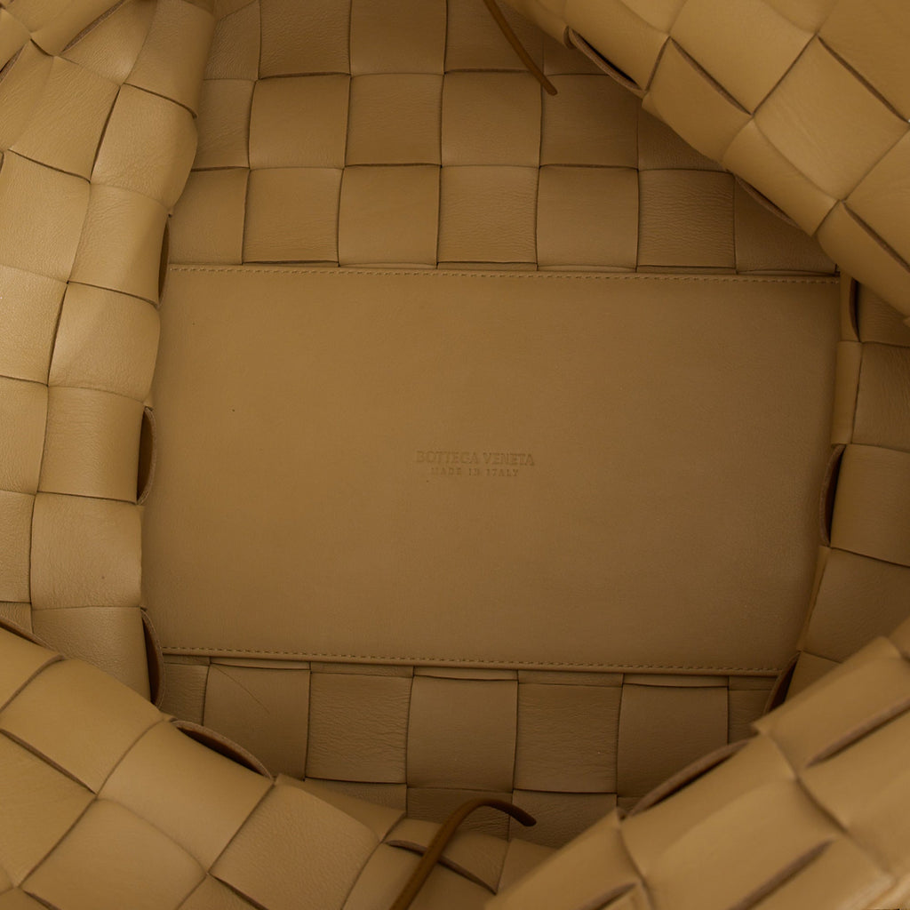Bottega Veneta Tote Tote in Neutral, Intrecciato Nappa