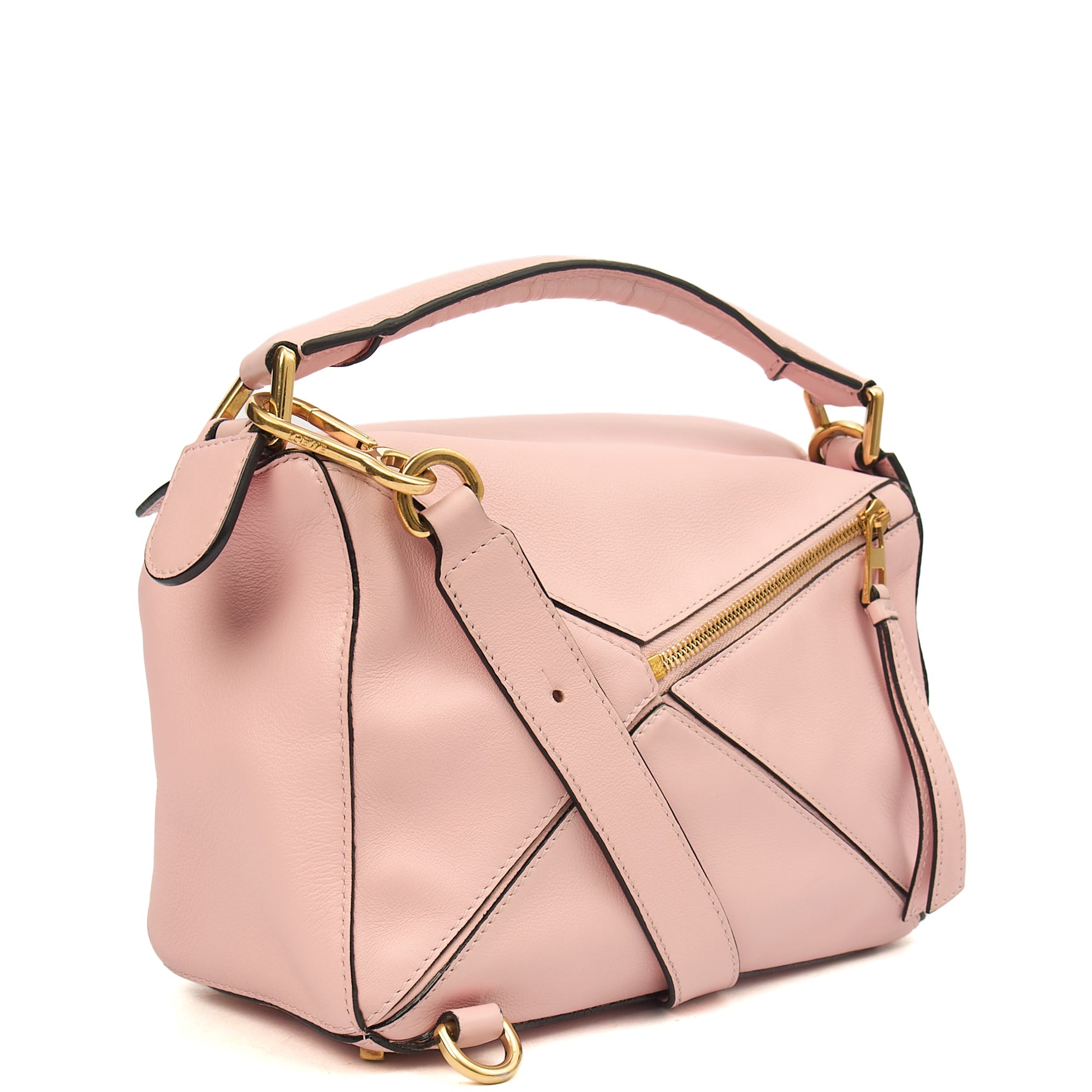 Loewe Cross Body Puzzle - Medium in Icy Pink, Leather