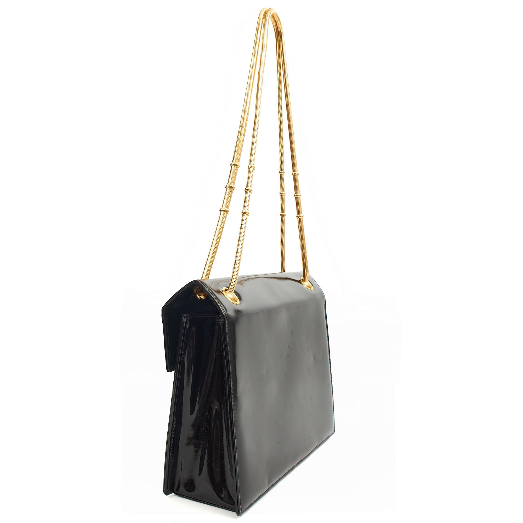 Chanel Shoulder Bag Vintage Flap Bag  in Black, Patent Leather