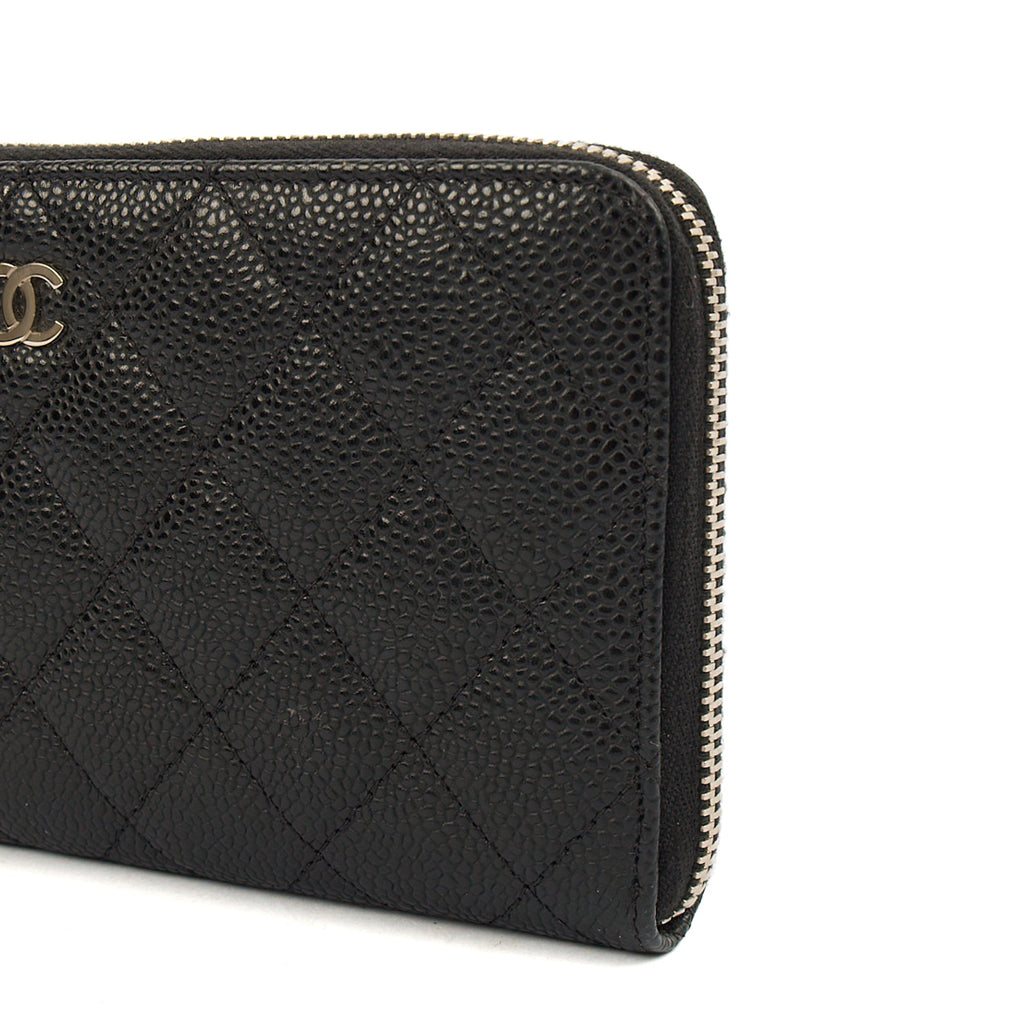 Chanel Purse Zip Wallet in Black, Caviar Leather