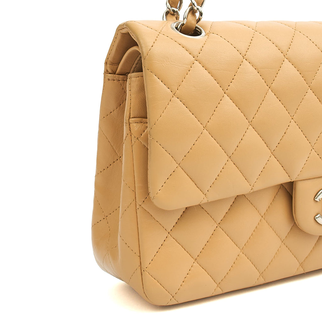Chanel Shoulder Bag Classic Double Flap - Medium in Neutral, Lambskin Leather
