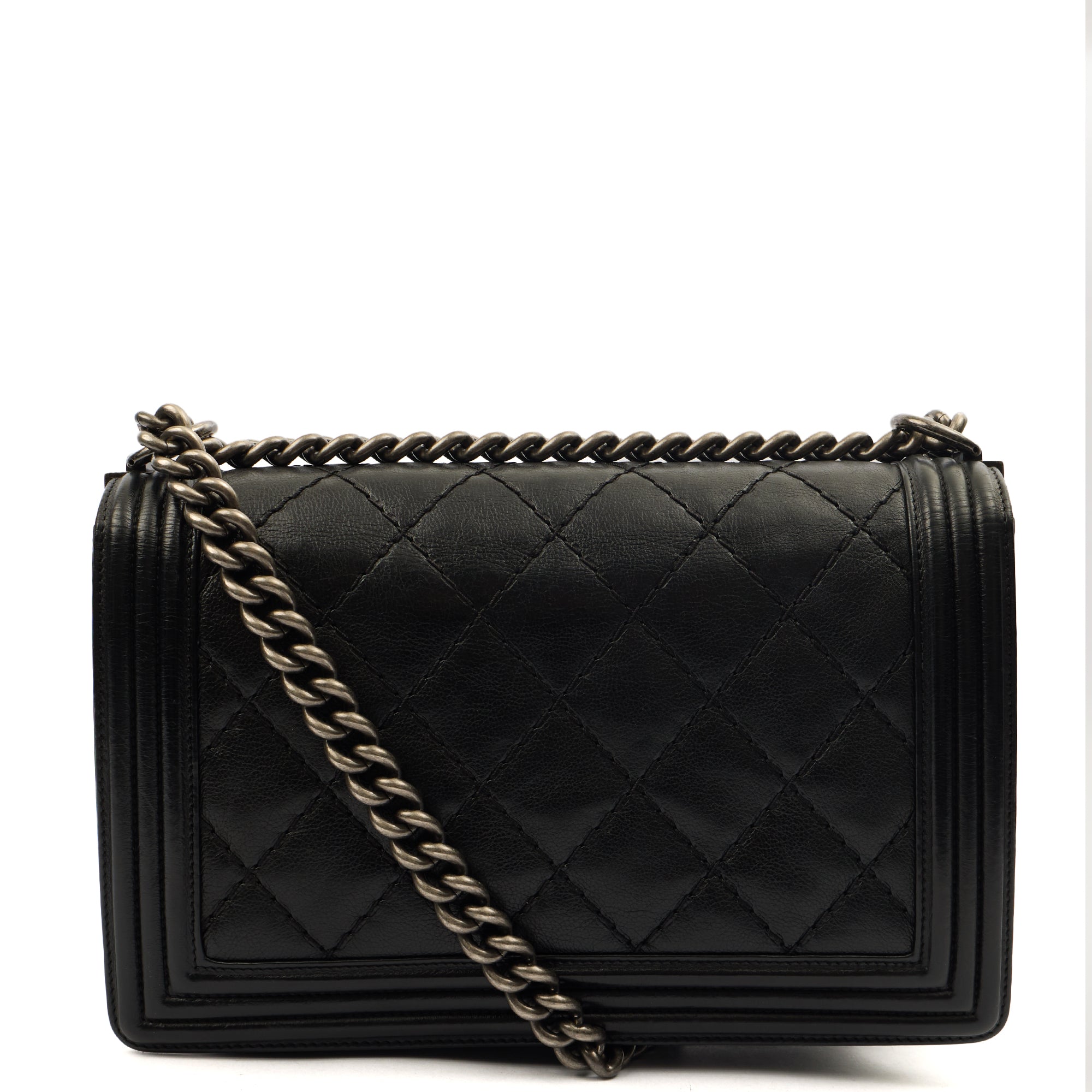 Chanel Shoulder Bag Boy - New Medium in Black, Calfskin Leather