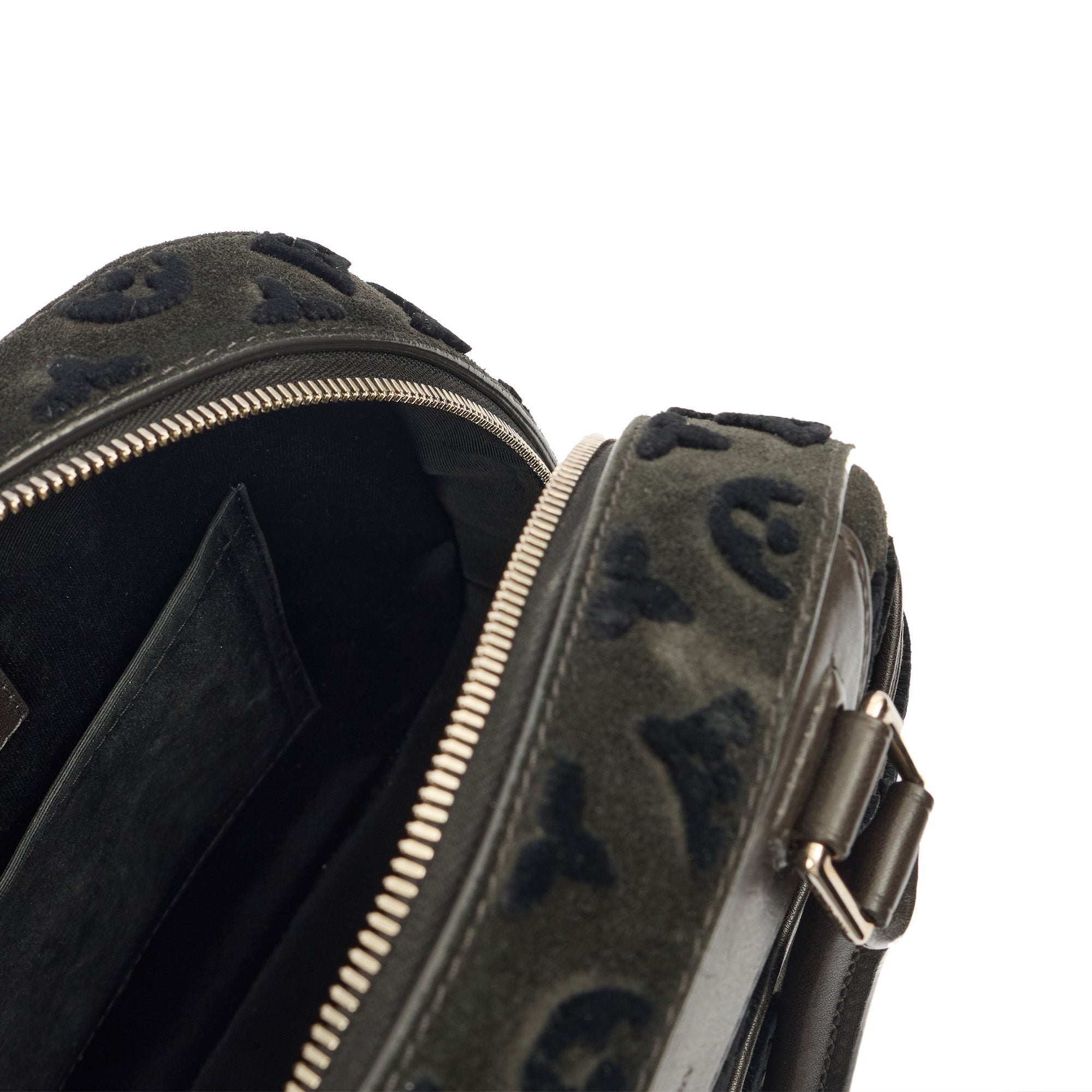 Louis Vuitton Tote Deauville in Black, Canvas