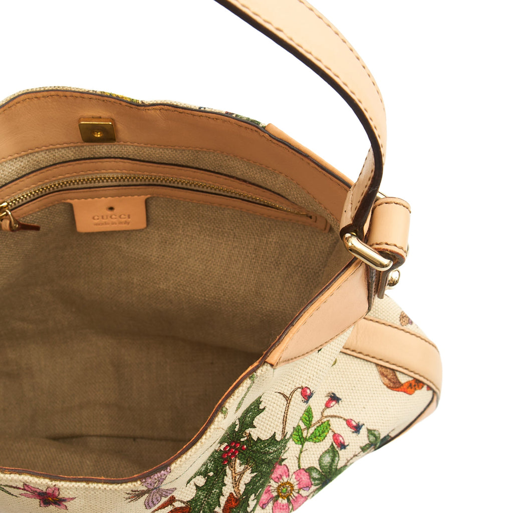 Gucci Shoulder Bag Hassler Horsebit Hobo in Neutral, Fabric