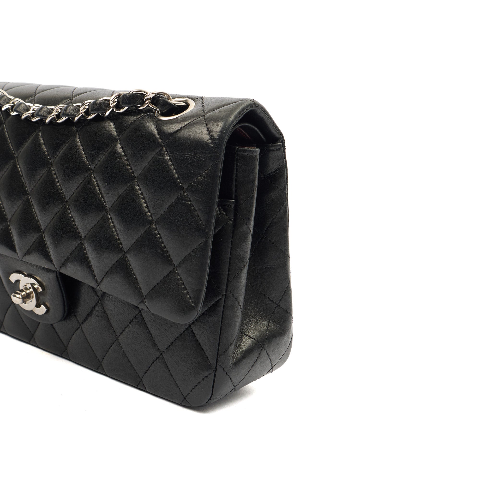 Chanel Shoulder Bag Classic Double Flap - Medium in Black, Lambskin Leather