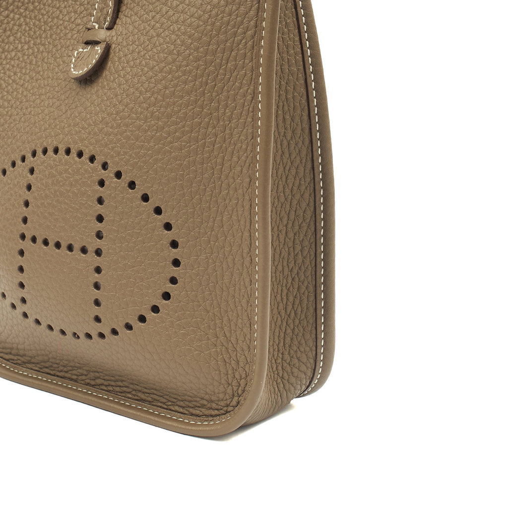 Hermes Cross Body Evelyne 16 in Etoupe, Clemence Leather