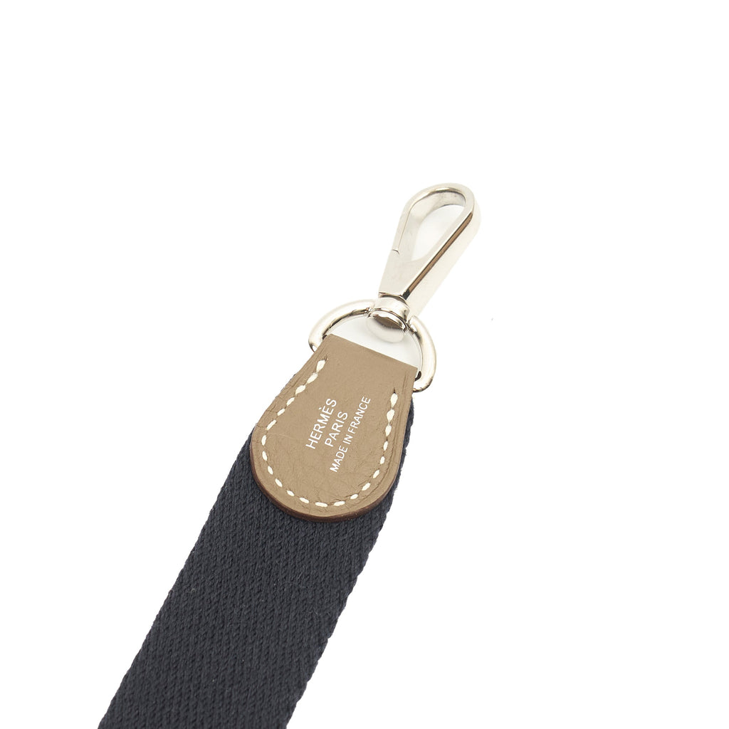 Hermes Cross Body Evelyne 16 in Etoupe, Clemence Leather