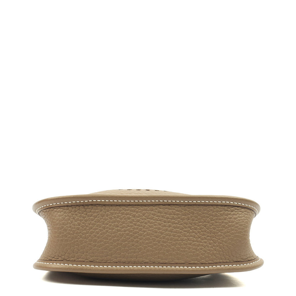 Hermes Cross Body Evelyne 16 in Etoupe, Clemence Leather