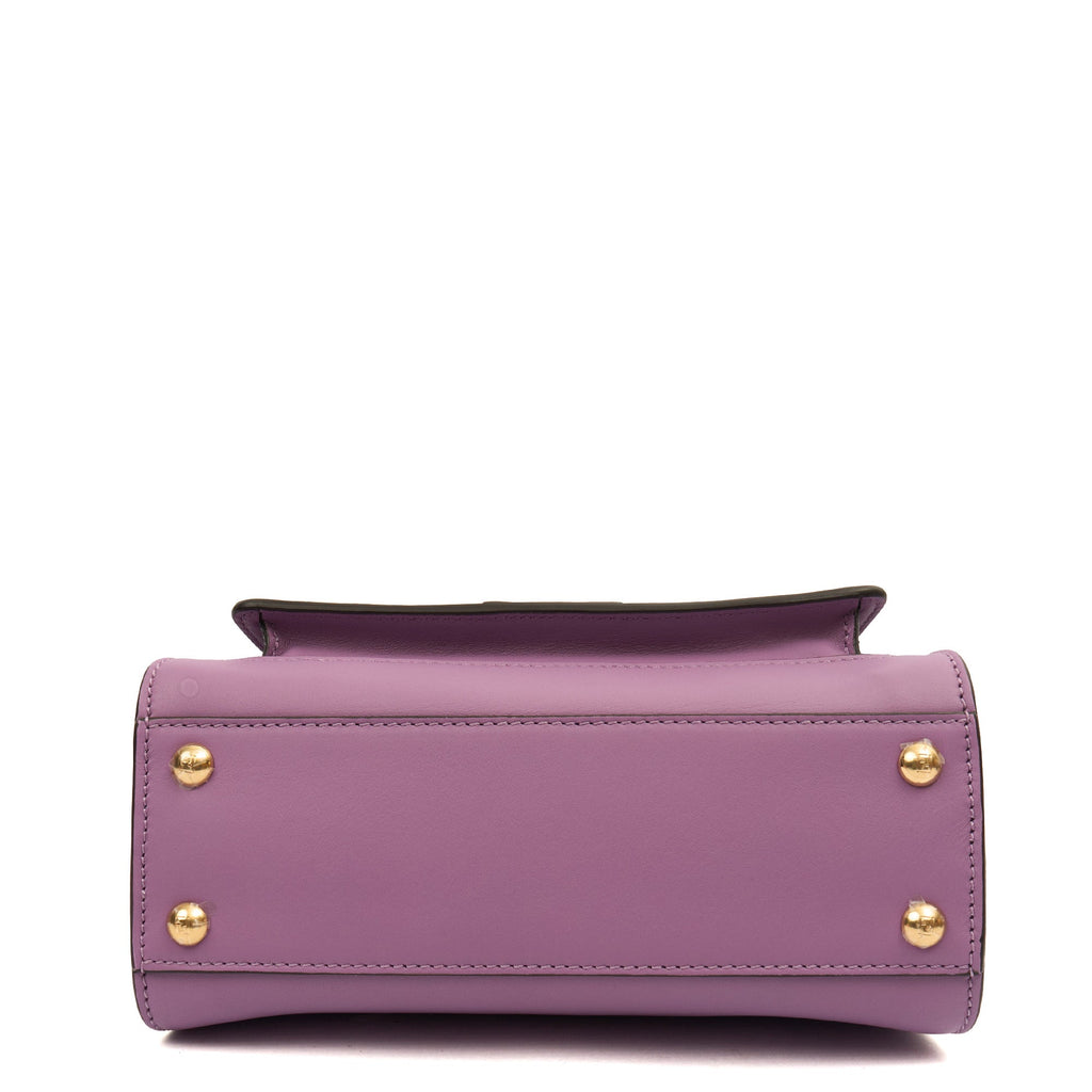 Fendi Cross Body Peekaboo Iseeu - Small in Purple, Leather