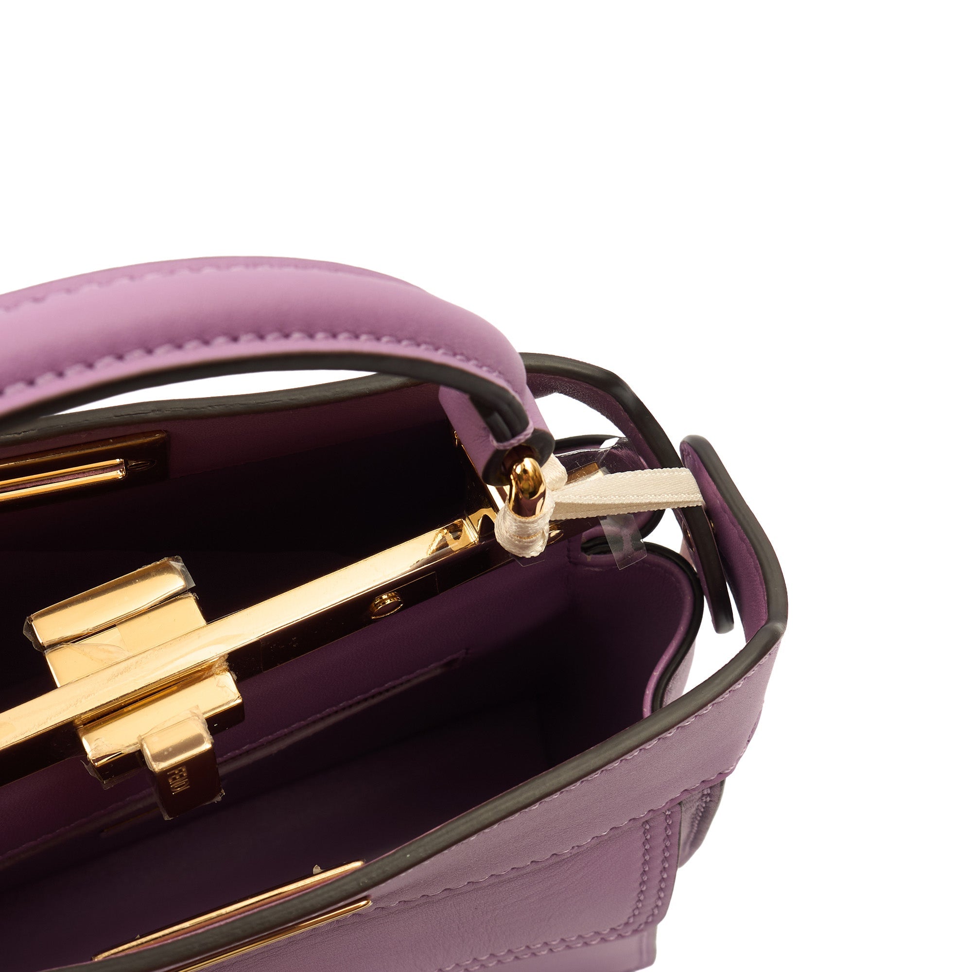 Fendi Cross Body Peekaboo Iseeu - Small in Purple, Leather