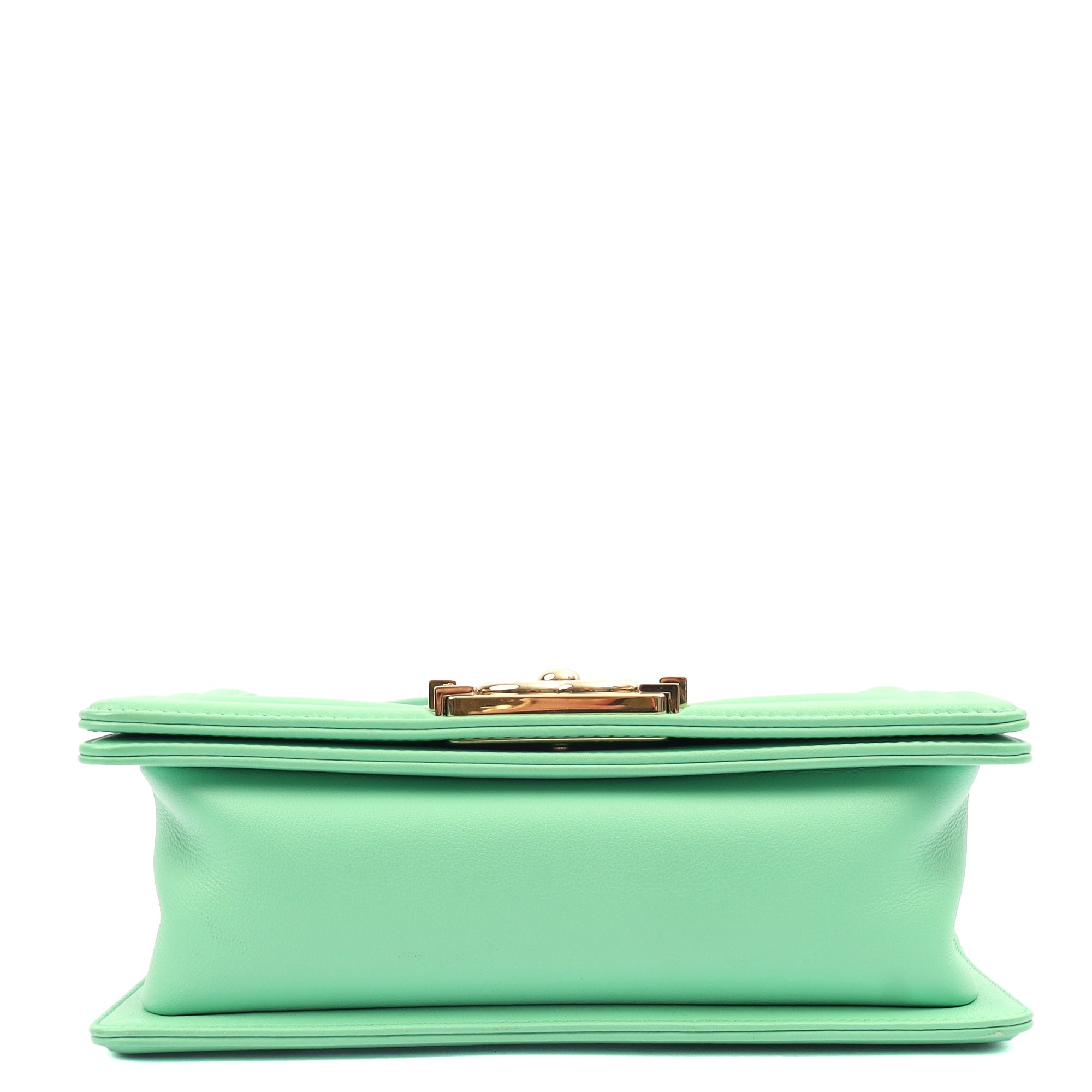 Chanel Shoulder Bag Boy - Small in Green, Calfskin Leather