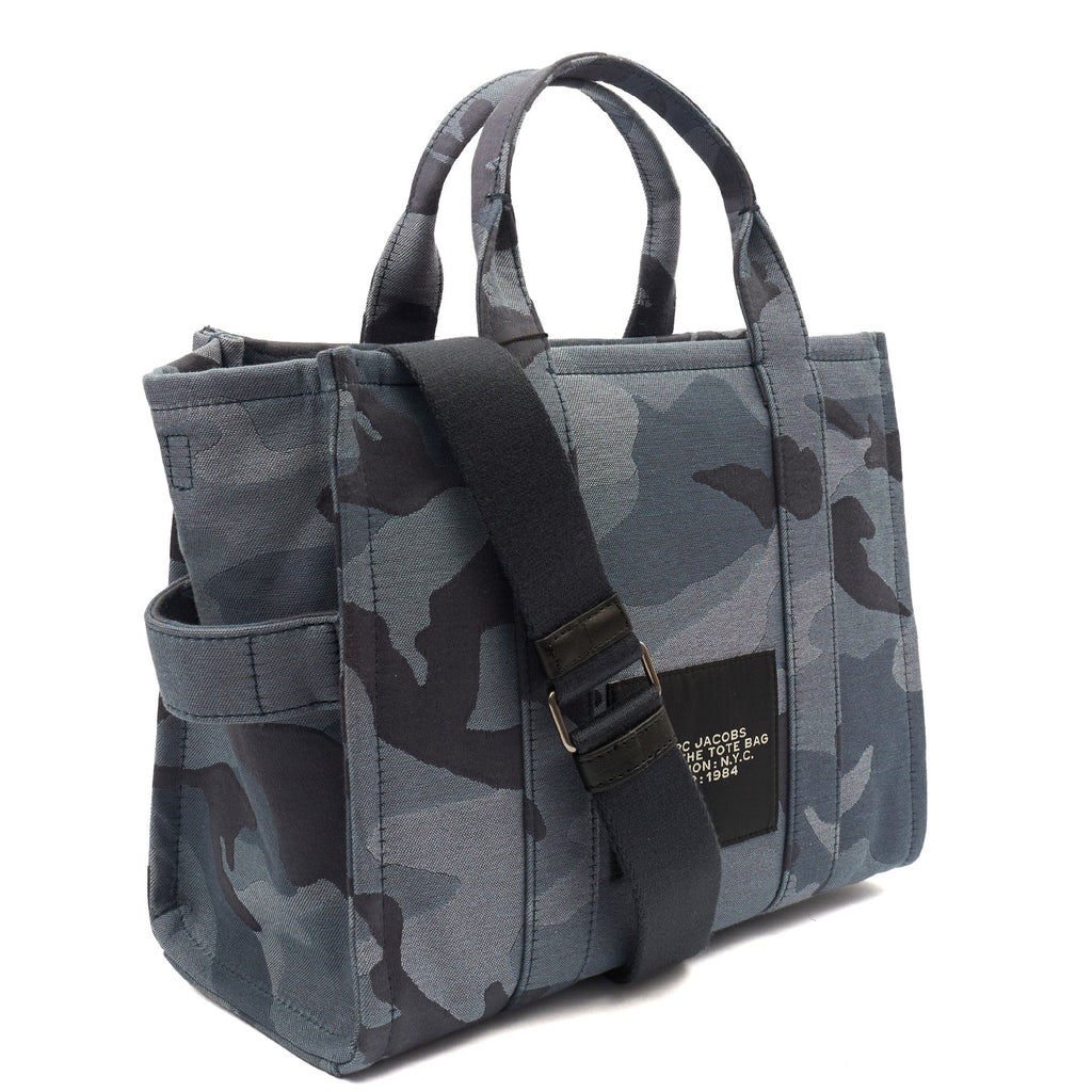 Marc Jacobs Tote The Tote Bag in camo blue, invalid