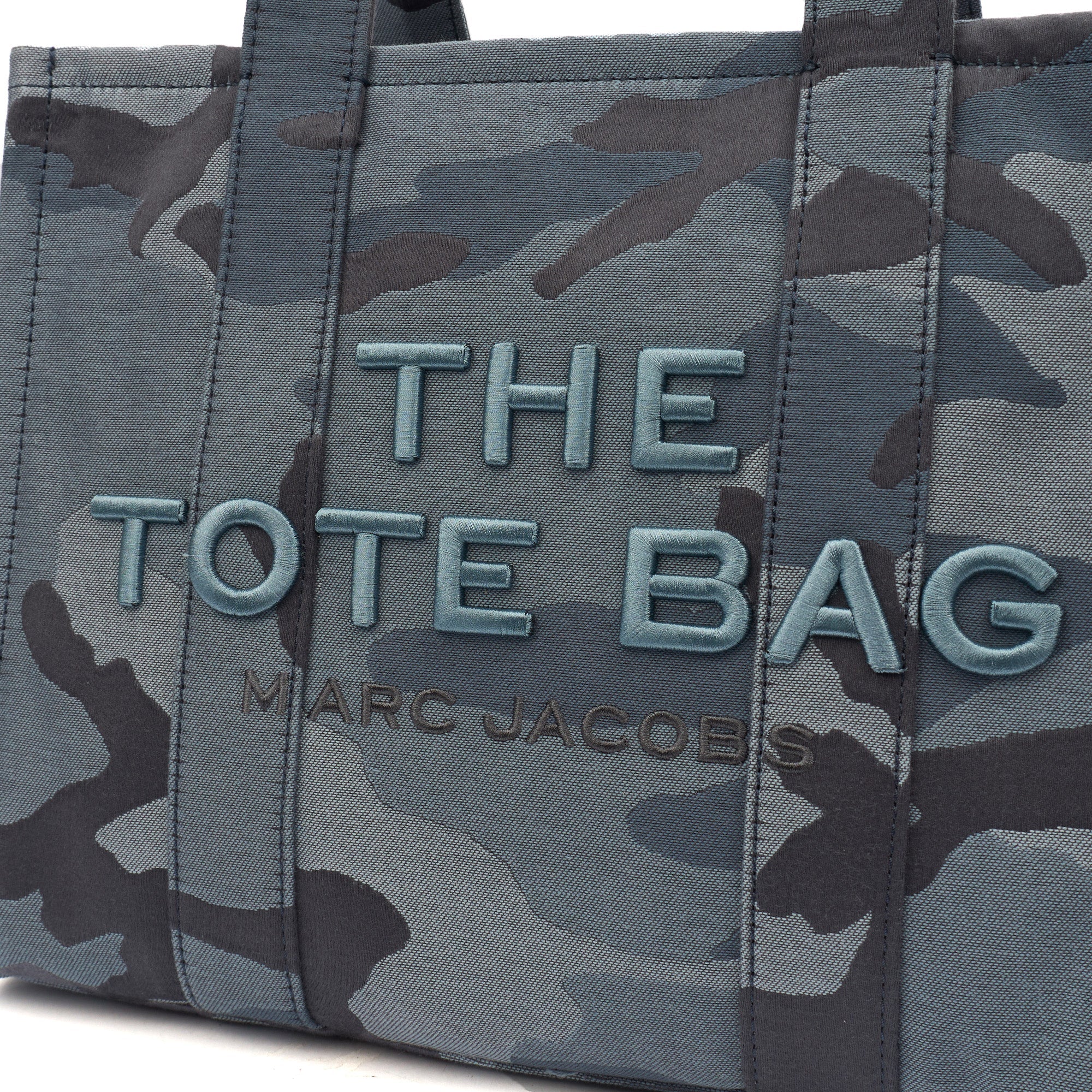 Marc Jacobs Tote The Tote Bag in camo blue, invalid