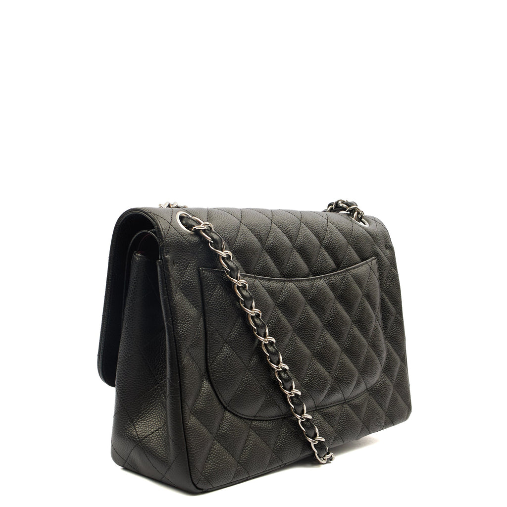Chanel Shoulder Bag Classic Double Flap - Large in Black, Caviar Leather