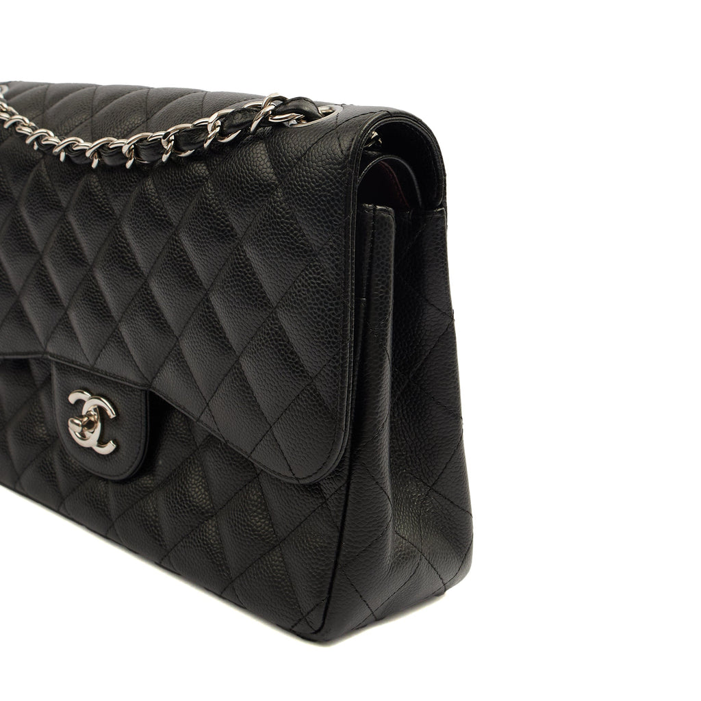 Chanel Shoulder Bag Classic Double Flap - Large in Black, Caviar Leather