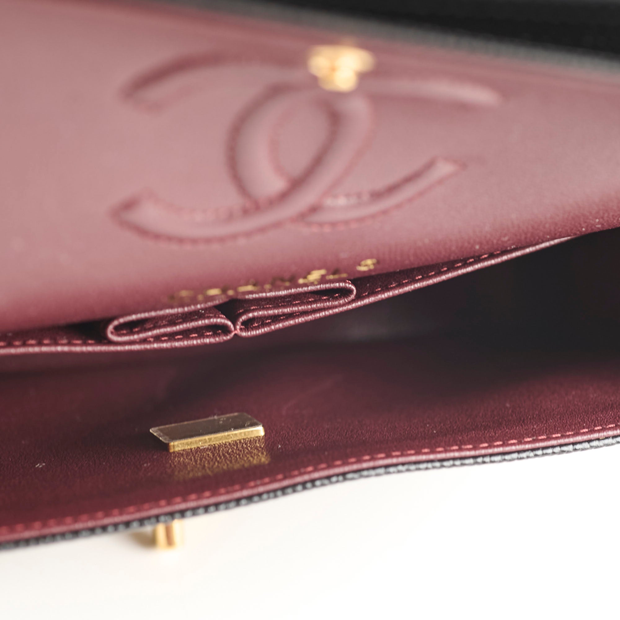 Chanel Small Classic Flap Black Caviar GHW 2024 (microchip)