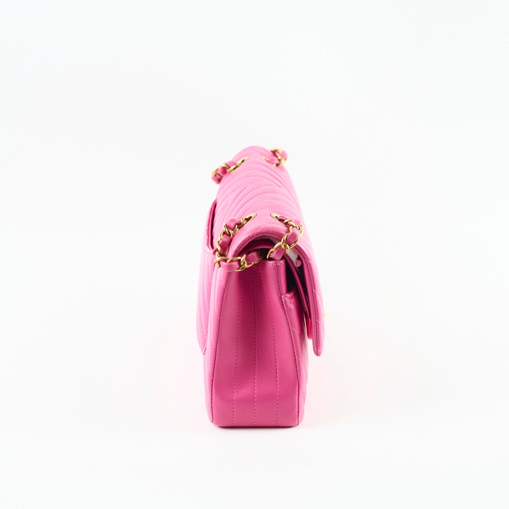 Chanel M/L Classic Flap Chevron Lambskin Fuchsia