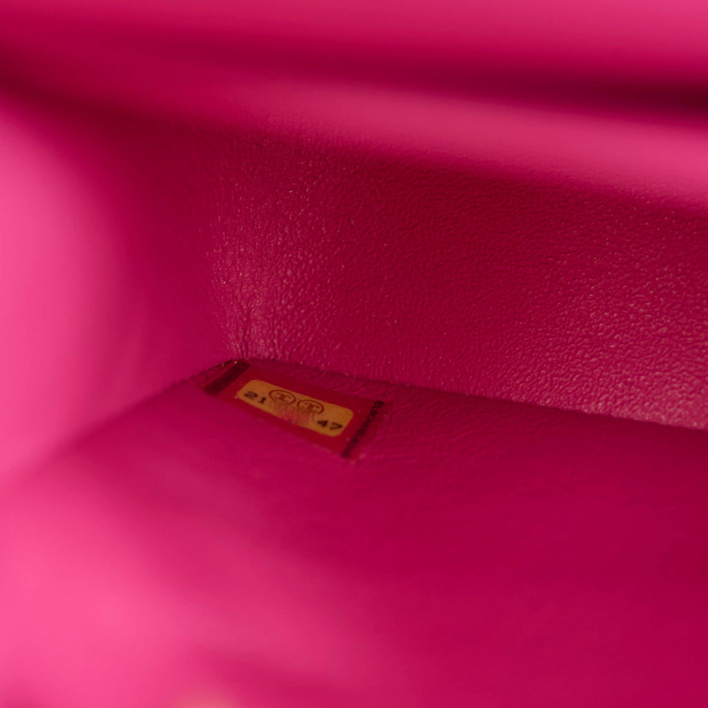 Chanel M/L Classic Flap Chevron Lambskin Fuchsia