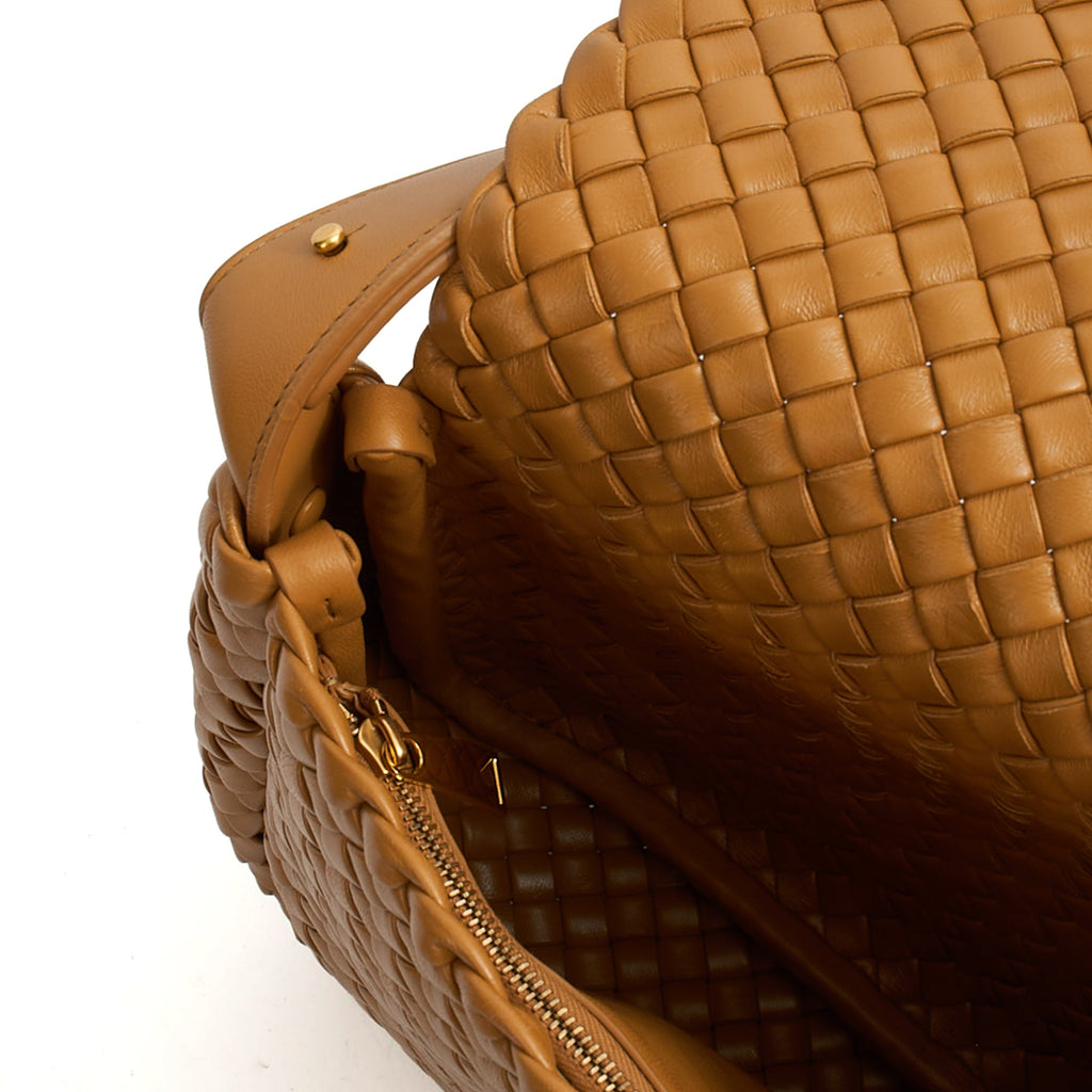 Bottega Veneta Shoulder Bag Cobble - Small in Brown, Leather