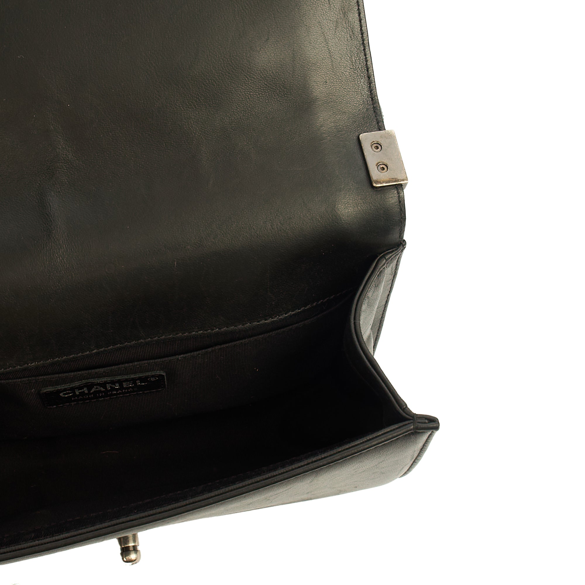 Chanel Shoulder Bag Boy - Medium in Black, Calfskin Leather