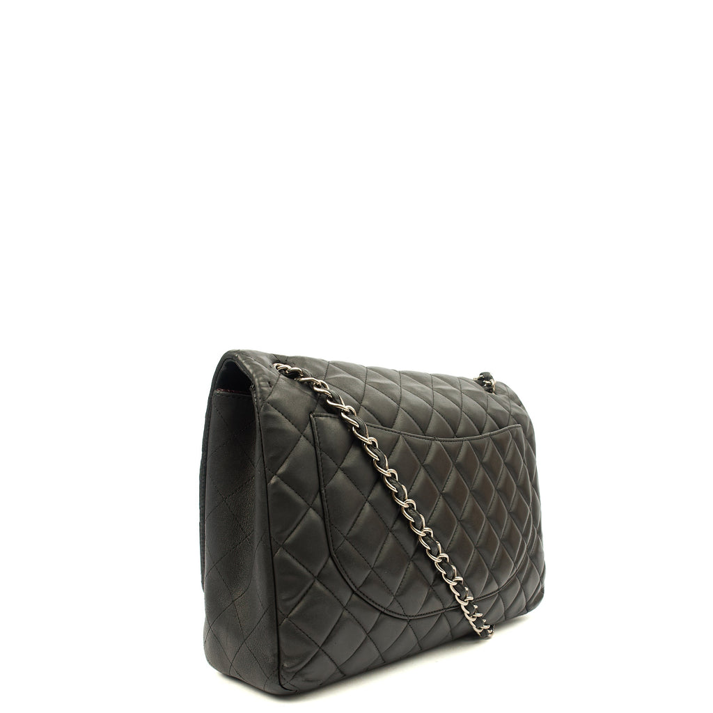 Chanel Shoulder Bag Classic Single Flap - Maxi in Black, Lambskin Leather