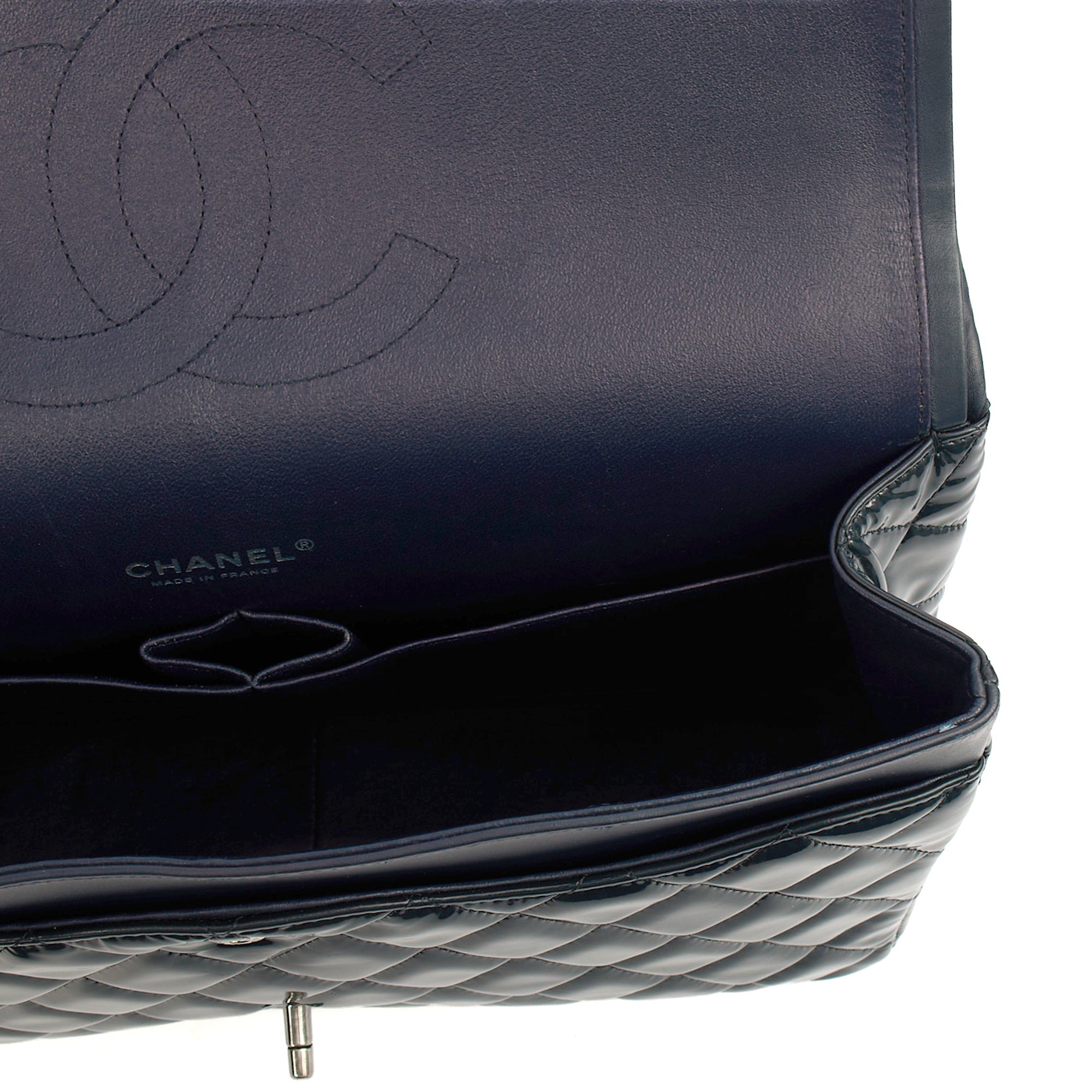 Chanel Shoulder Bag Classic - Maxi in Navy, Patent Leather