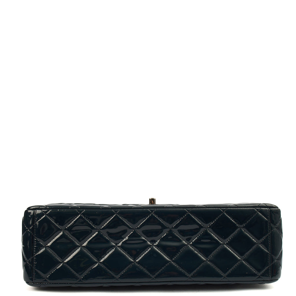Chanel Shoulder Bag Classic - Maxi in Navy, Patent Leather