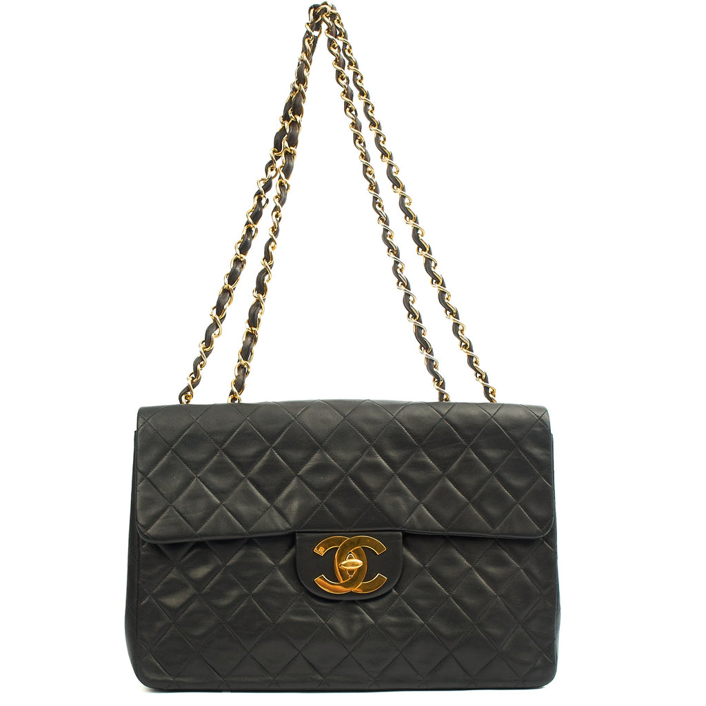 Chanel Shoulder Bag Maxi Jumbo XL in Black, Lambskin Leather