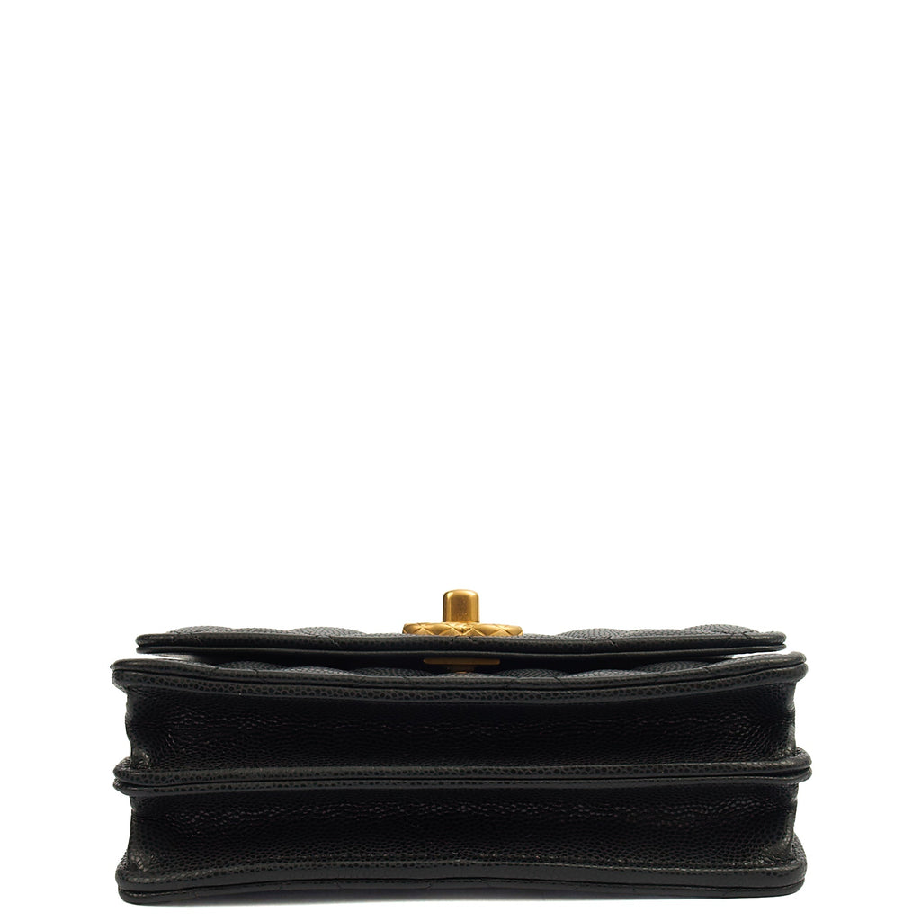 Chanel Cross Body Wallet on Chain in Black, Caviar Leather