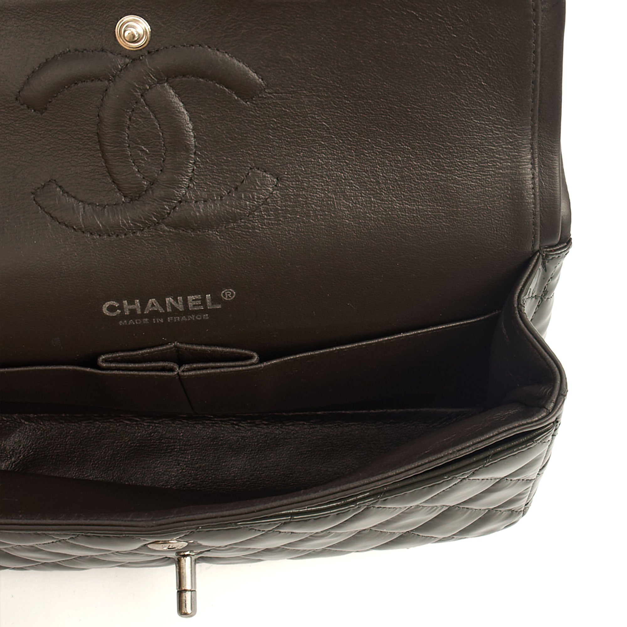 Chanel Shoulder Bag Classic Double Flap - Medium in Grey, Patent Leather