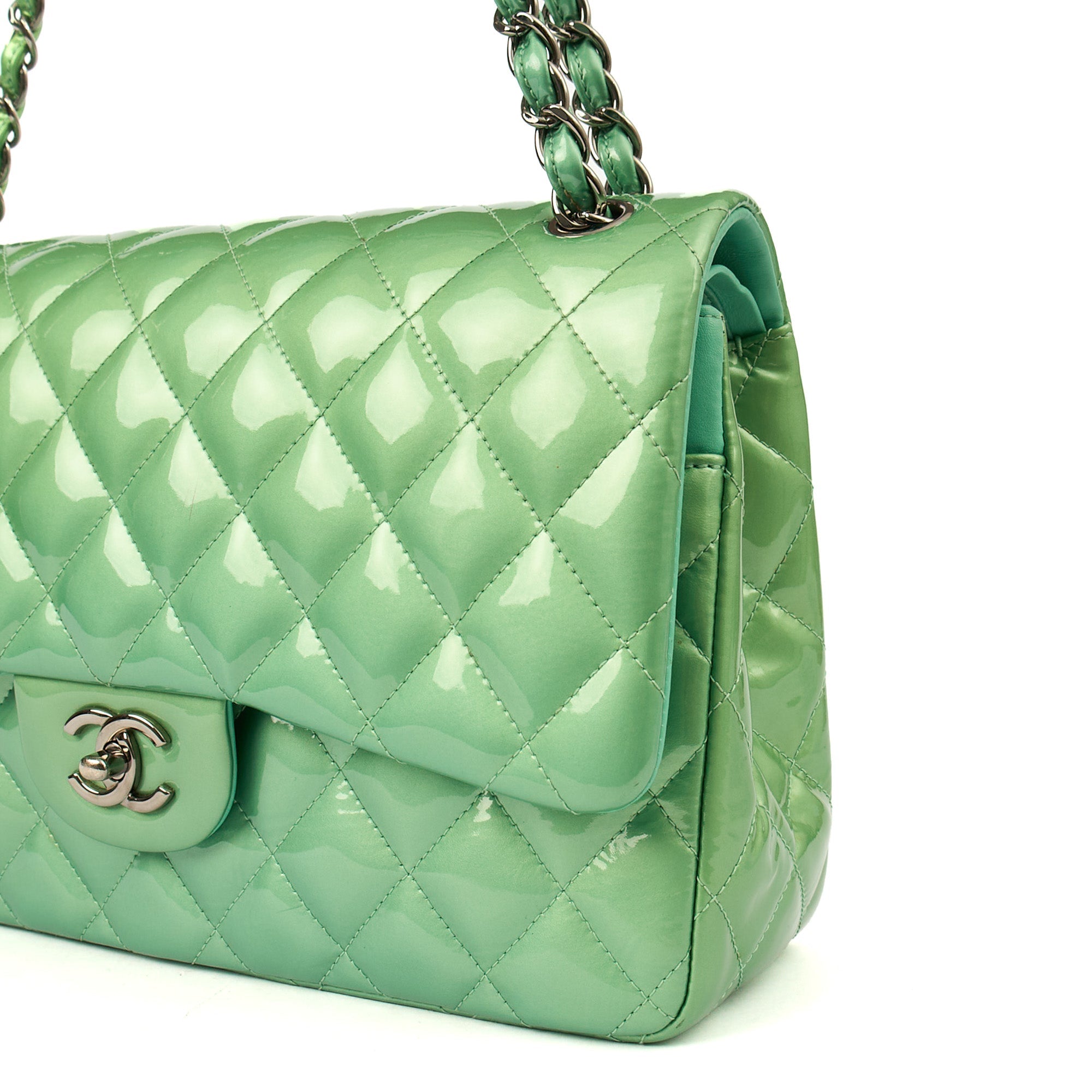 Chanel Shoulder Bag Classic Double Flap - Large in Green, Patent Leather