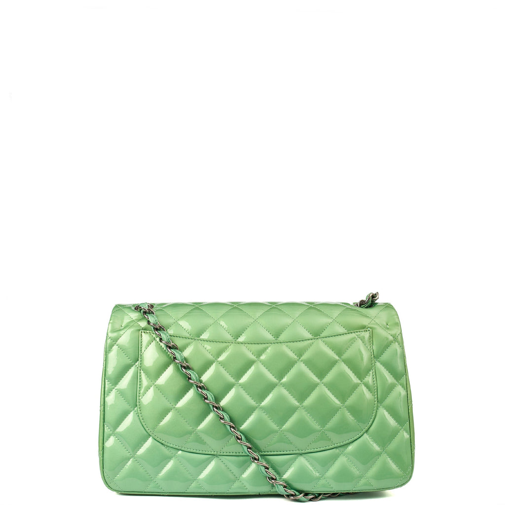 Chanel Shoulder Bag Classic Double Flap - Large in Green, Patent Leather