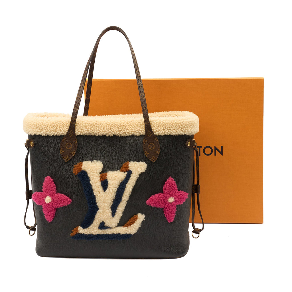 Louis Vuitton Tote Neverfull MM in Black, Leather