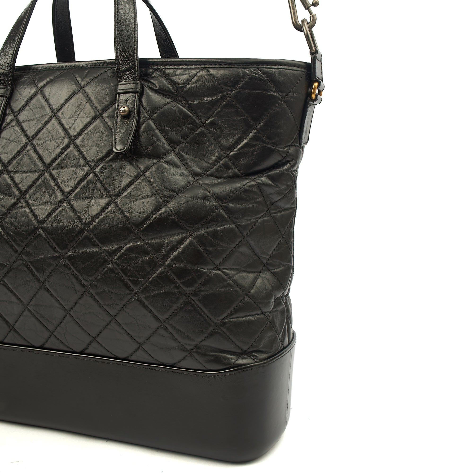 Chanel Shoulder Bag Gabrielle Hobo - Large in Black, Leather