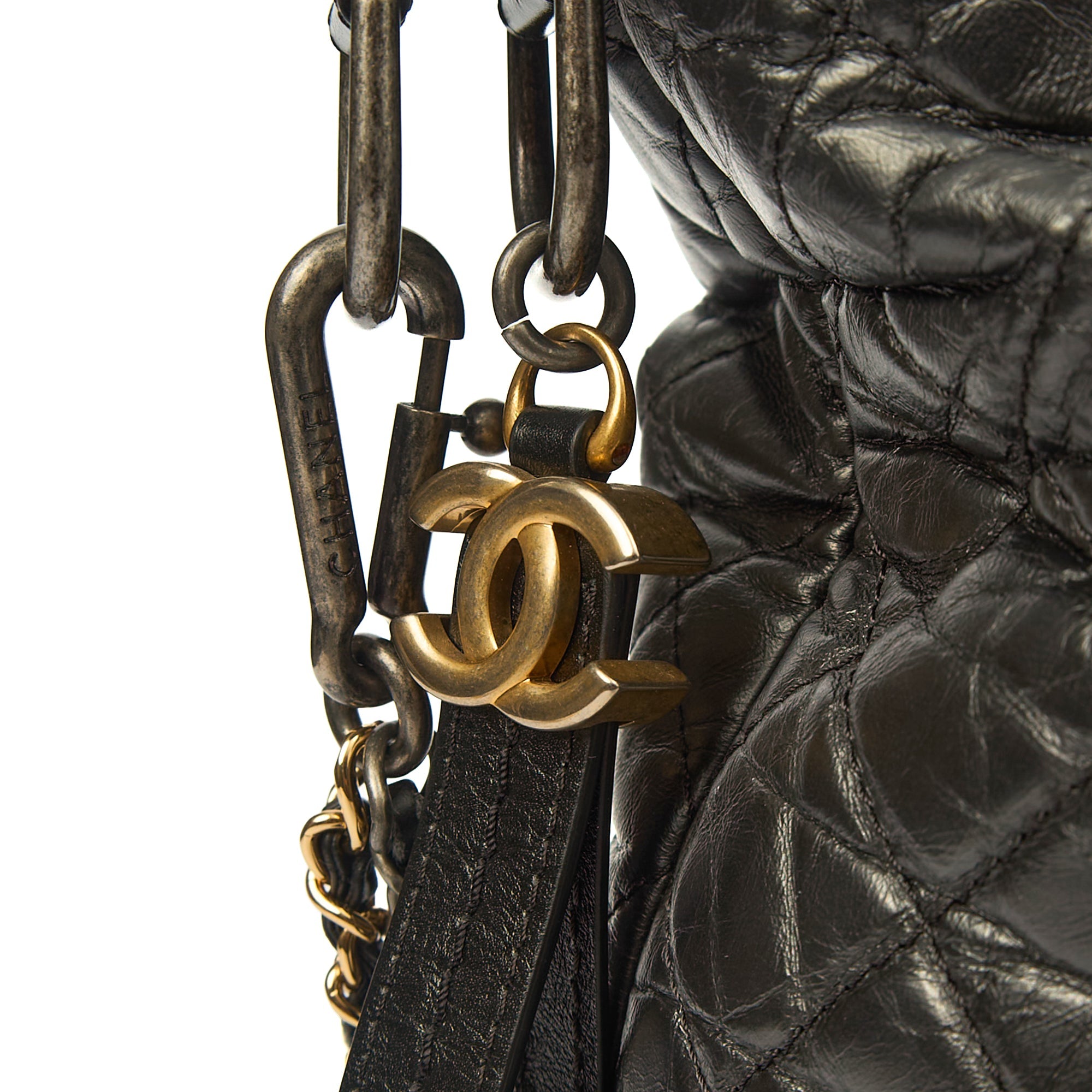 Chanel Shoulder Bag Gabrielle Hobo - Large in Black, Leather