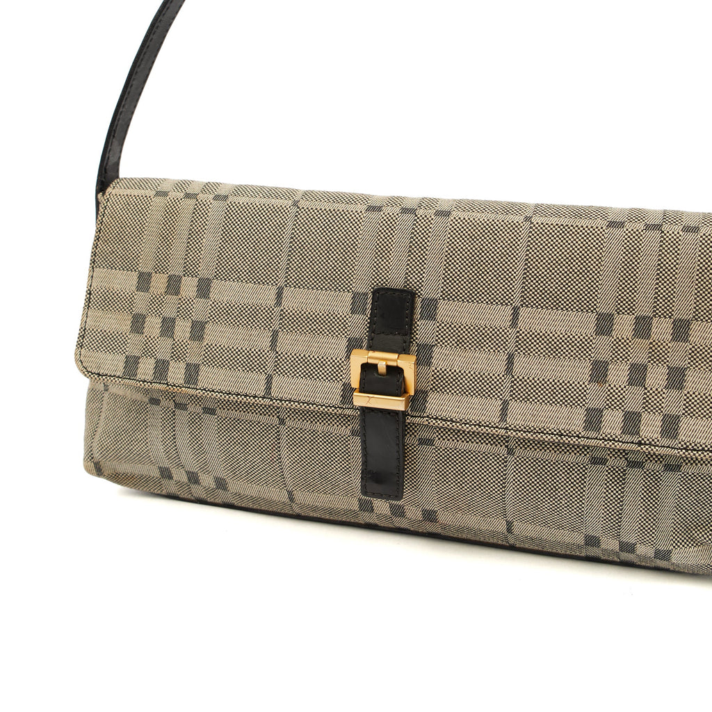 Burberry Shoulder Bag Shoulder Bag in Black, Leather