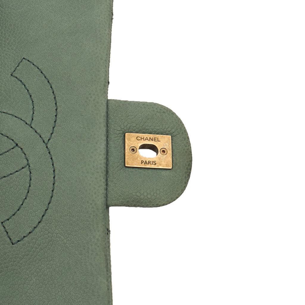 Chanel Cross Body Flap Bag in Green, Nubuck