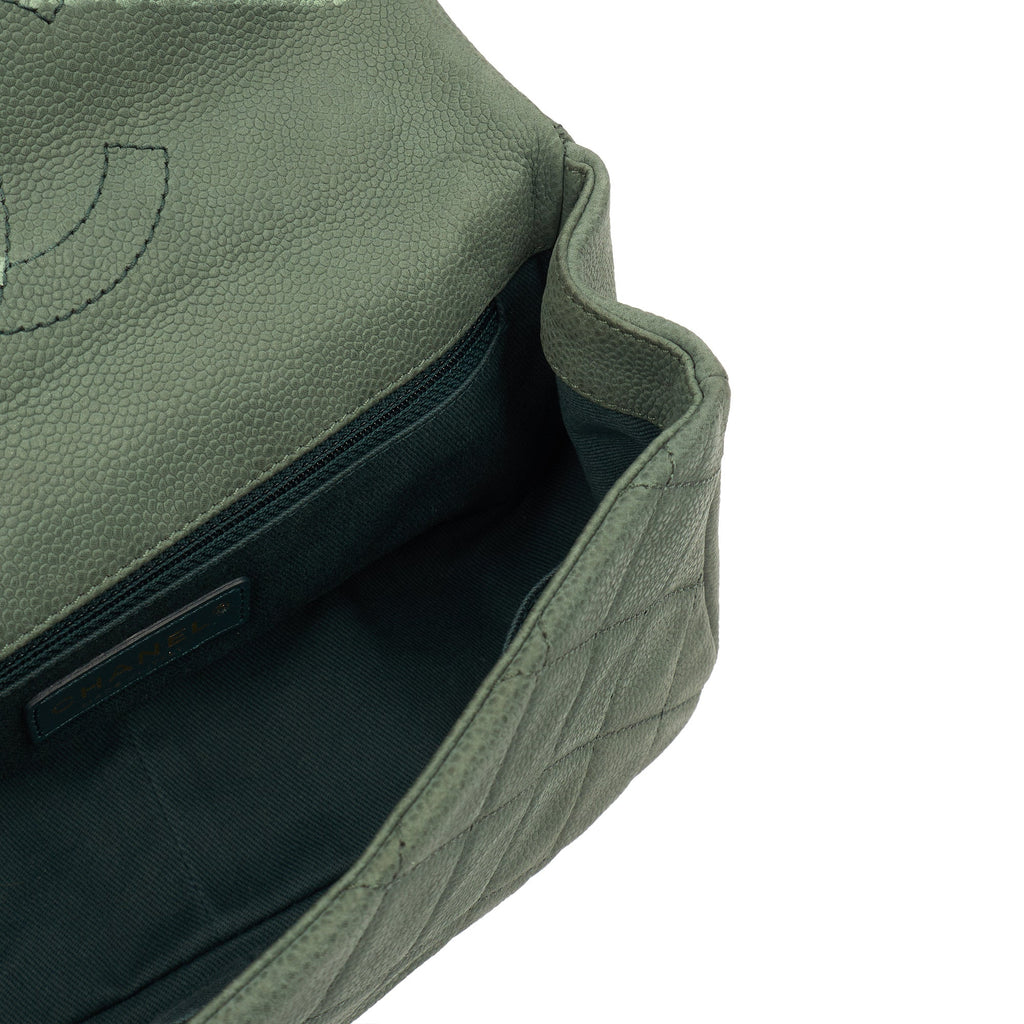 Chanel Cross Body Flap Bag in Green, Nubuck