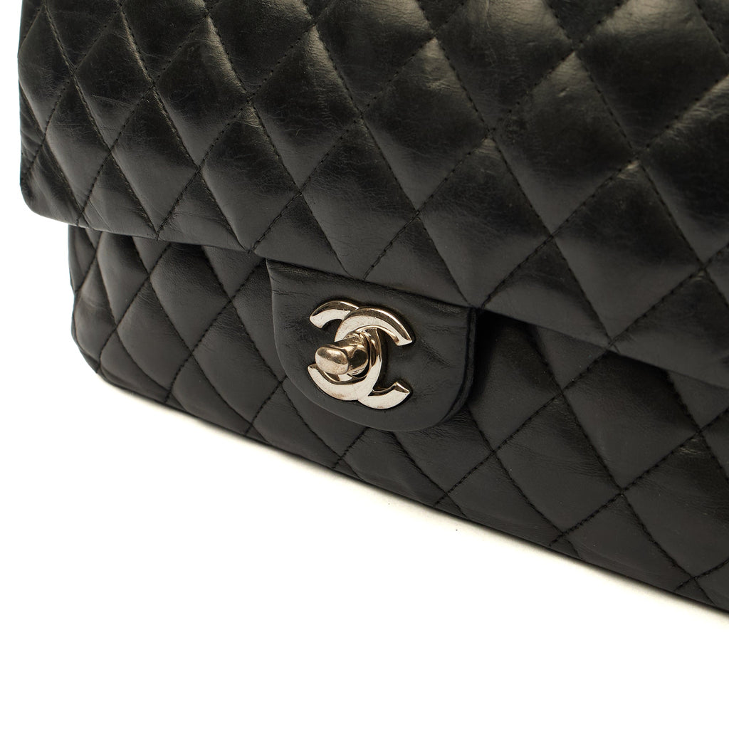 Chanel Cross Body Classic Double Flap - Medium in Black, Calfskin Leather