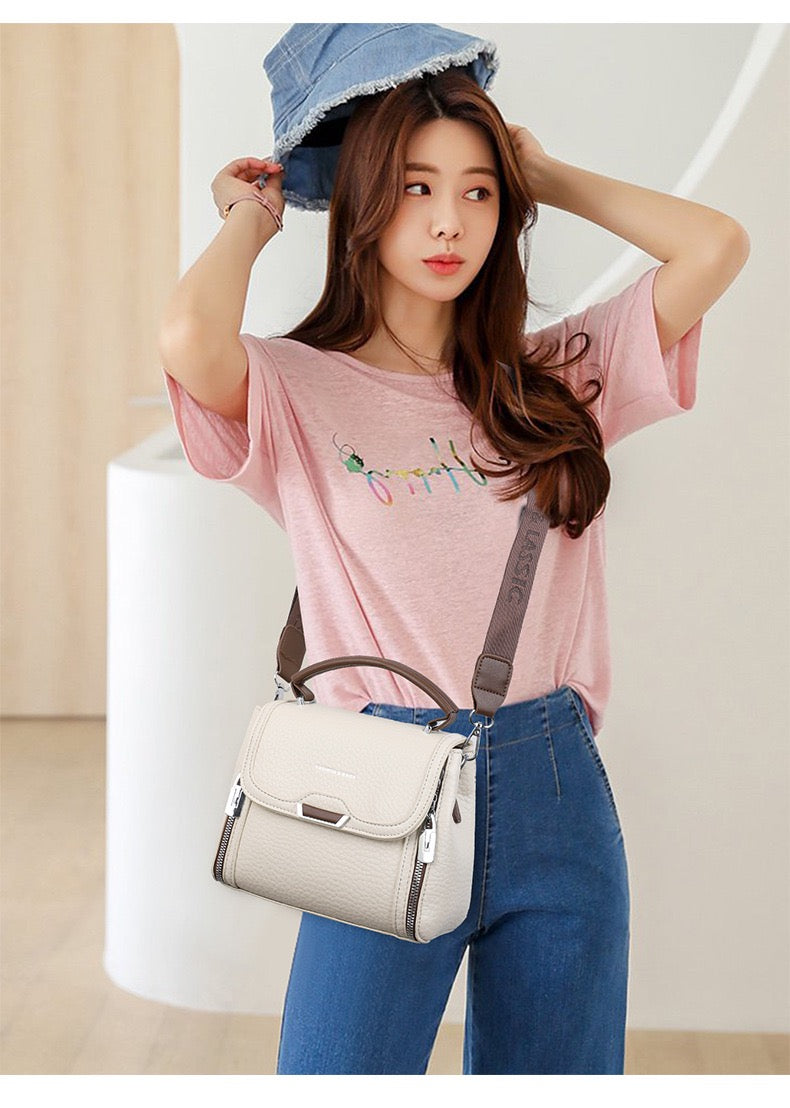 Fashionable Leather Handbag with Modern Design – Elevate Your Look 8219-2830