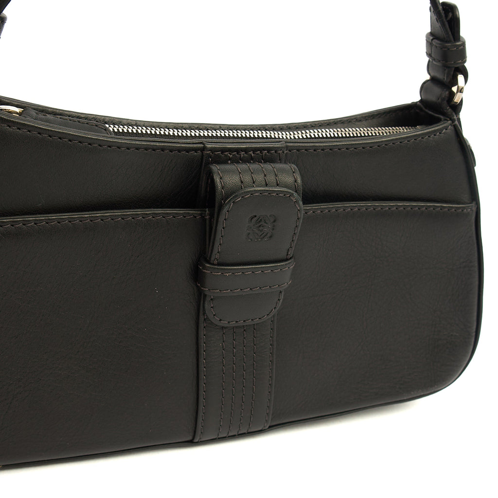 Loewe Shoulder Bag Shoulder Bag in Black, Leather