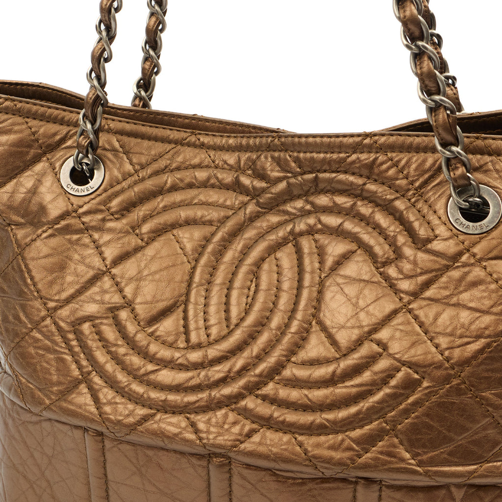 Chanel Tote in Metallic, Crinkled Calfskin Leather