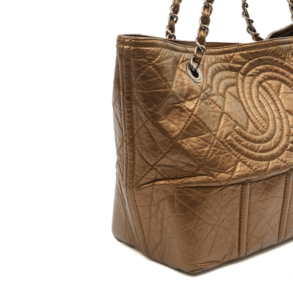 Chanel Tote in Metallic, Crinkled Calfskin Leather