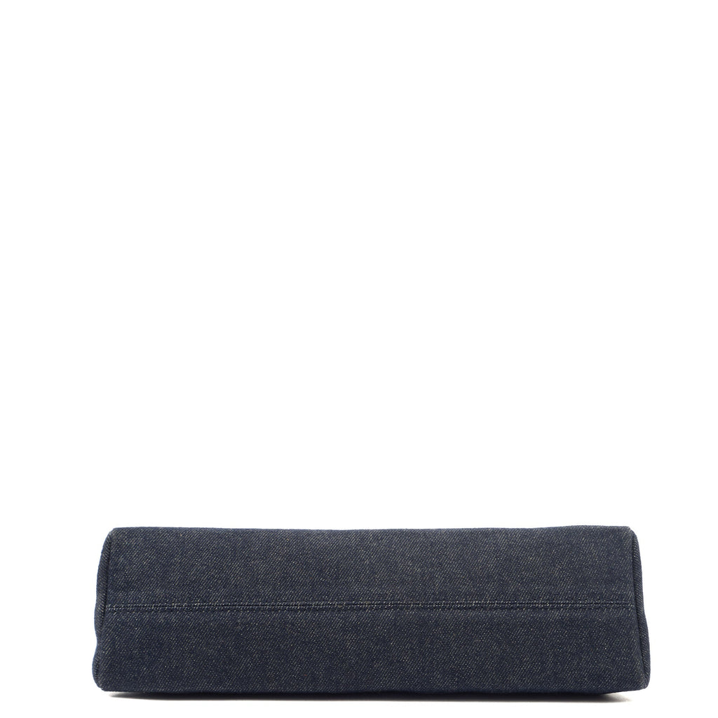 Burberry Shoulder Bag Shoulder Bag in Blue, Fabric