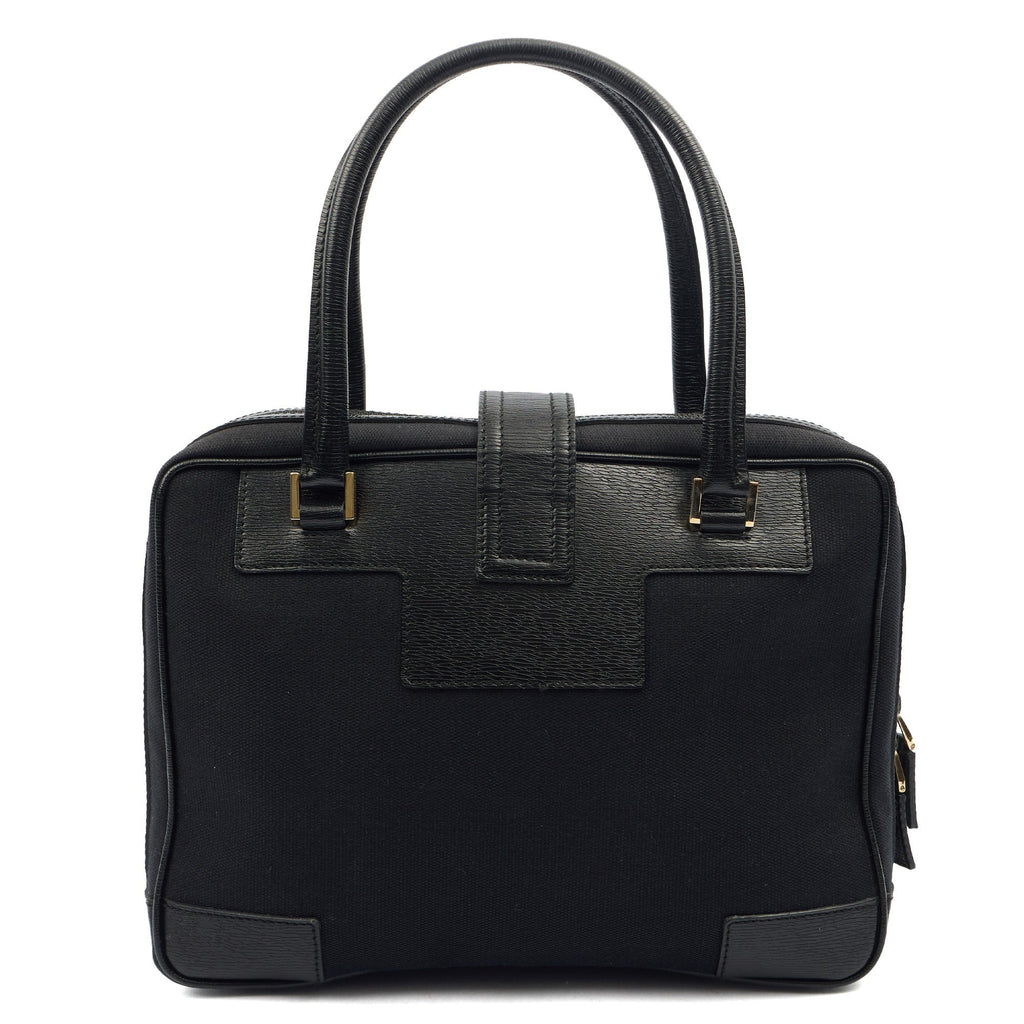 Gucci Shoulder Bag Shoulder Bag in Black, Fabric