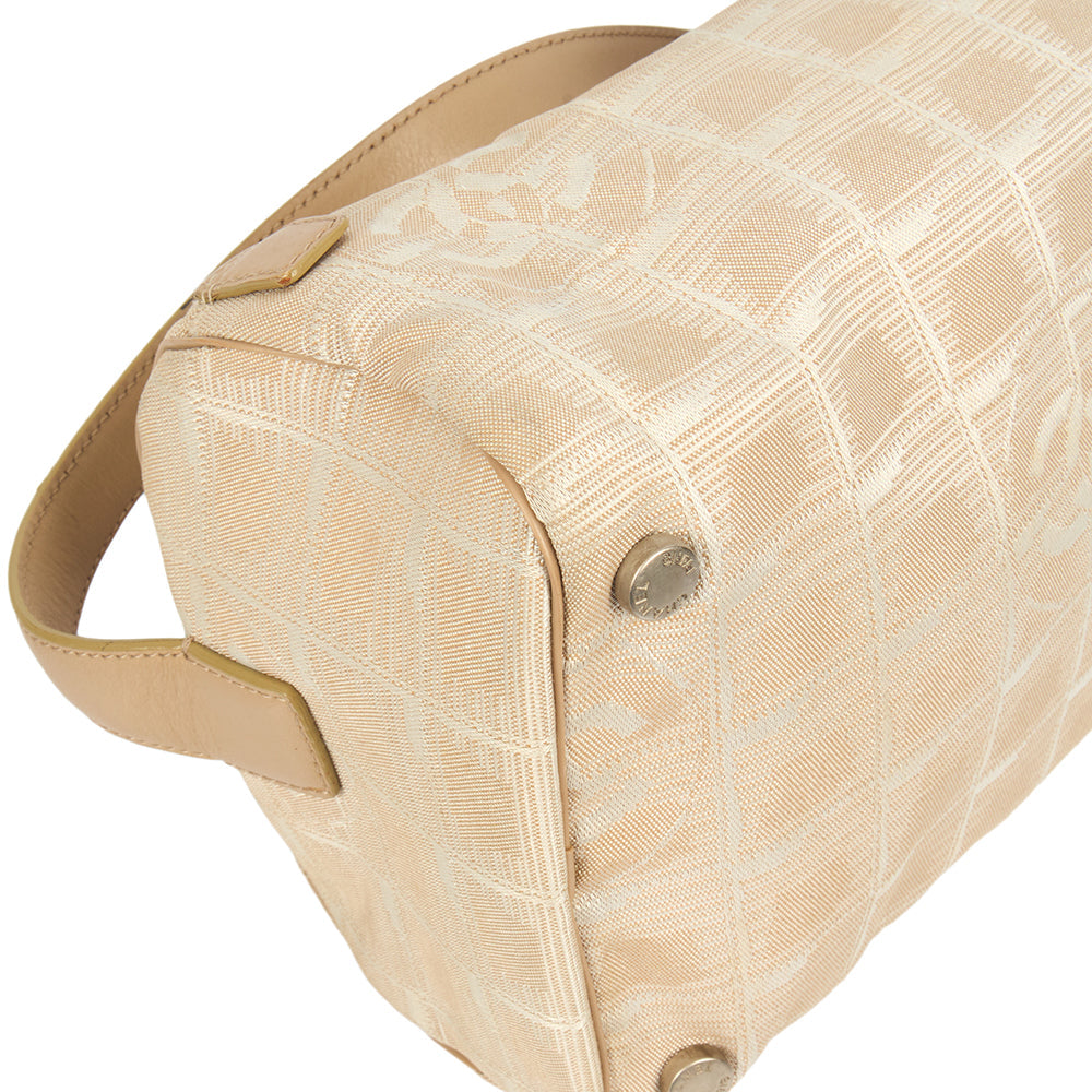 Chanel Mini Bag Travel Ligne Bowler in Neutral, Fabric