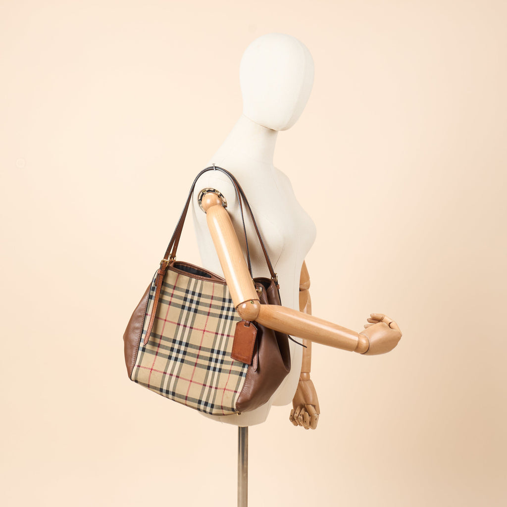 Burberry Tote Tote in Brown, Fabric